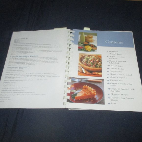 Weight Watchers New Complete Cookbook Recipe Collections Binded Diet - Picture 2 of 4
